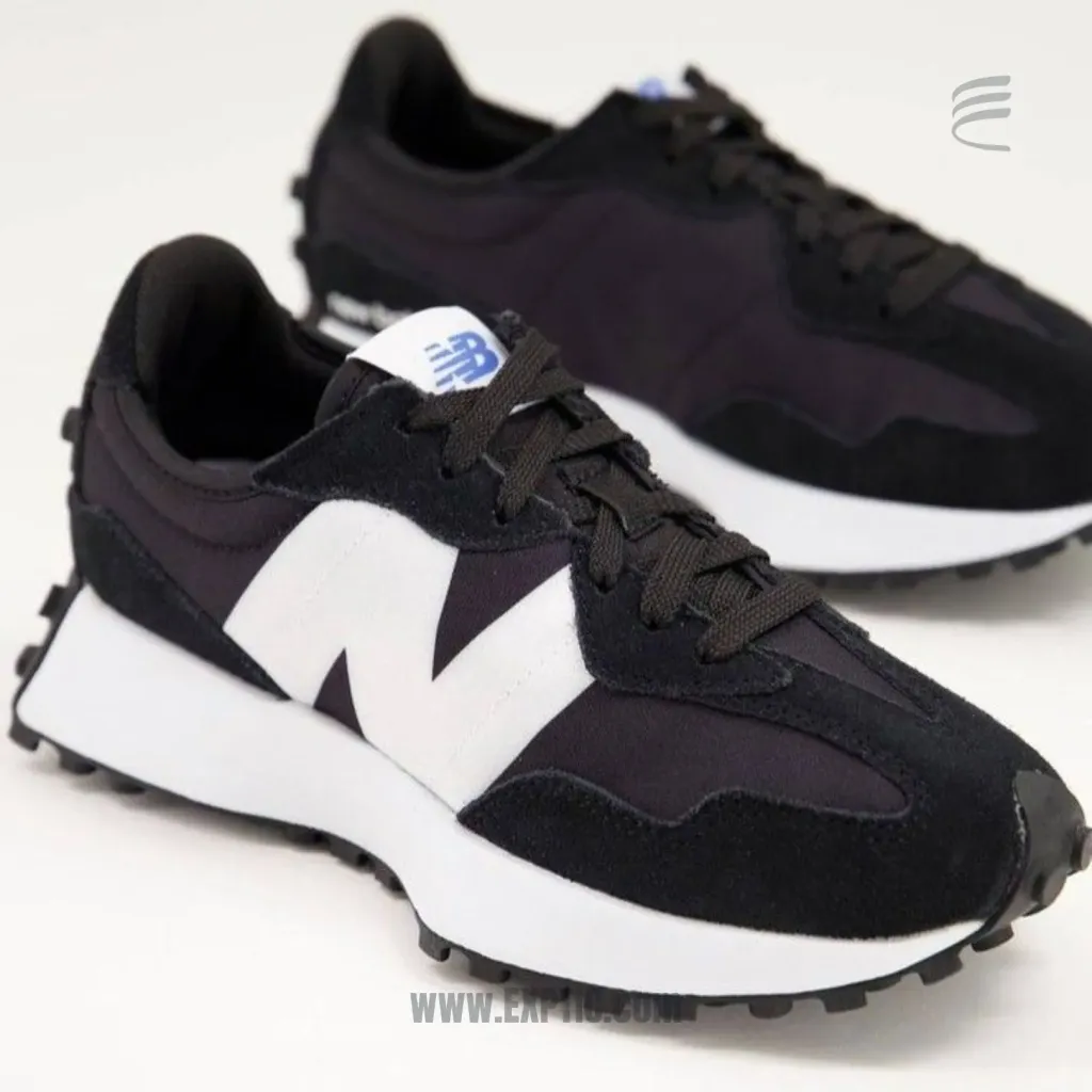New Balance Triple Black