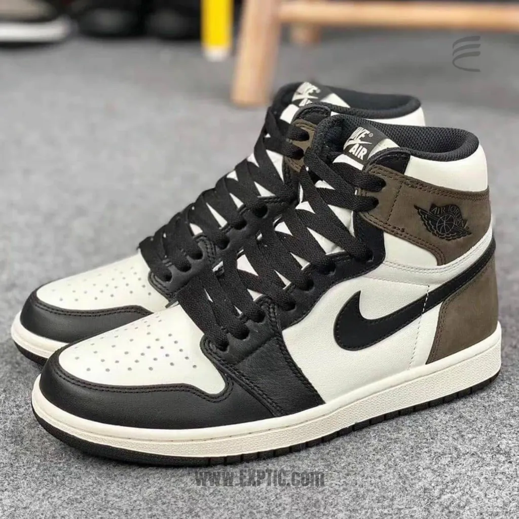 Air Jordan 1 Dark Mocha