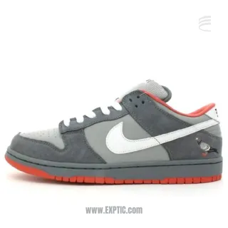 SB Dunk Low Staple Pegion