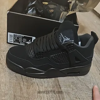 Air Jordan 4 Retro Black Cat