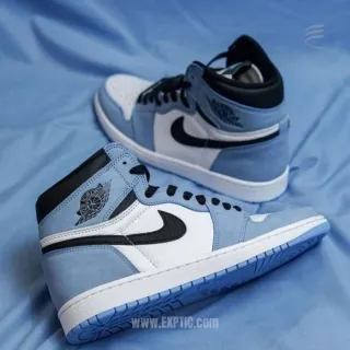 Air Jordan 1 University Blue