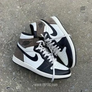 Air Jordan 1 Dark Mocha