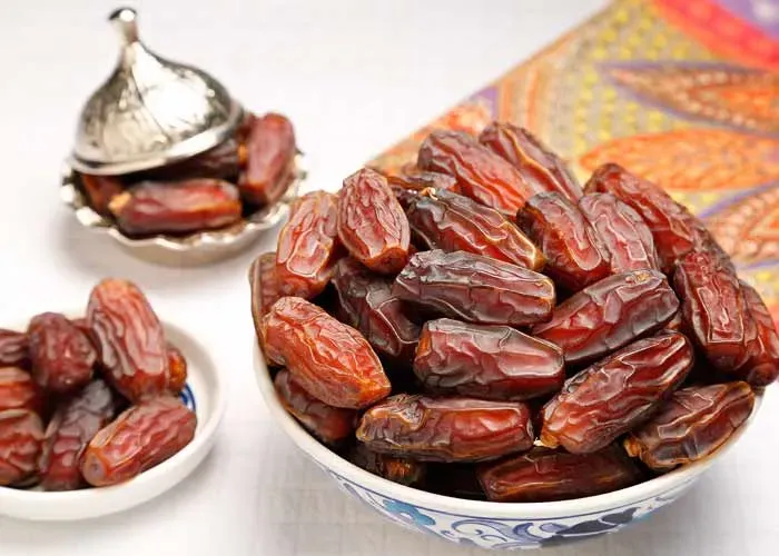 Medium Mabroom dates from Madinah -1kg 