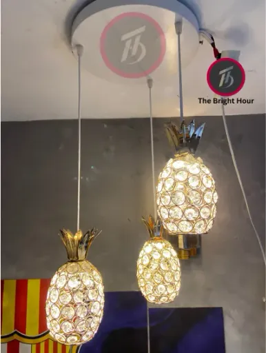 Original Crystal আনারস স্টাইল ঝাঁড়বাতি প্রিমিয়াম কোয়ালিটি ফিনিশ Set – ৫ লেয়ারের হ্যাংগিং লাইট, স্টাইলিশ ও টেকসই ডিজাইন (Pineapple Style Chandelier – Golden Look with Premium Modern Design, Stylish & Durable Design unique))