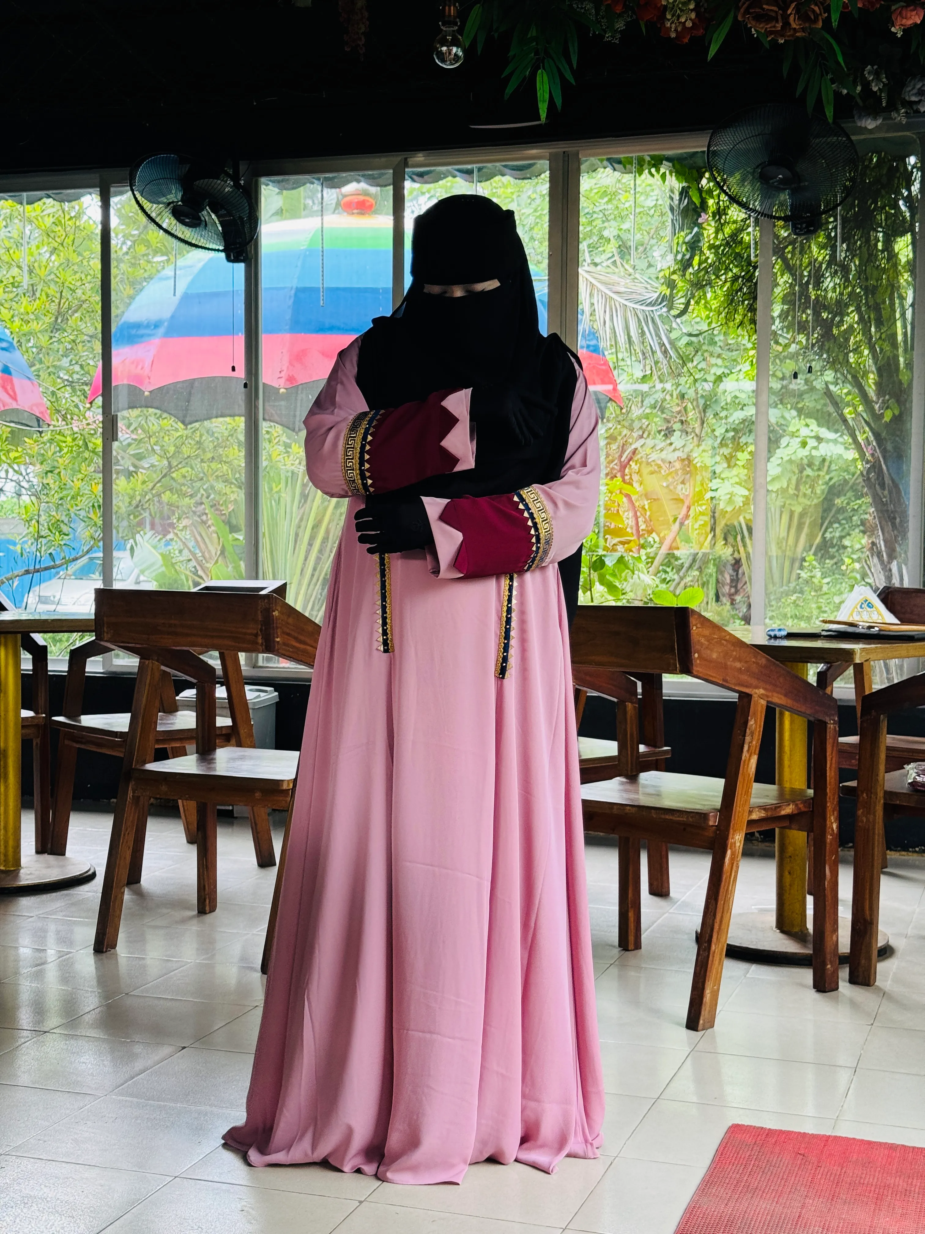 Premium Abaya "Zahra Elegance" - (HOT)