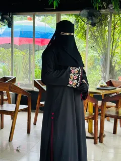 Premium Abaya "Nadira Veil" - Embroidery