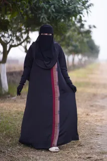 Premium Abaya "Ameerah Veil"