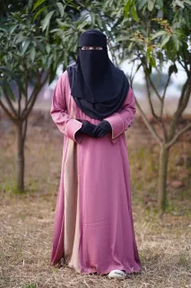 Premium Abaya "Ruqayyah Luxe"