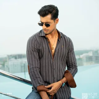 Casual Striped Shirt- VC312